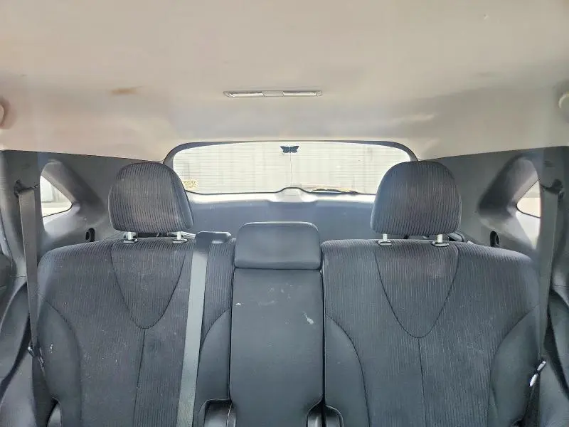 2015 TOYOTA VENZA LE  