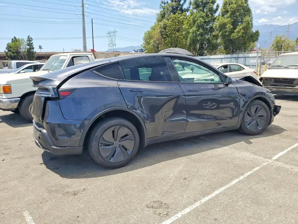 2026 TESLA MODEL Y   