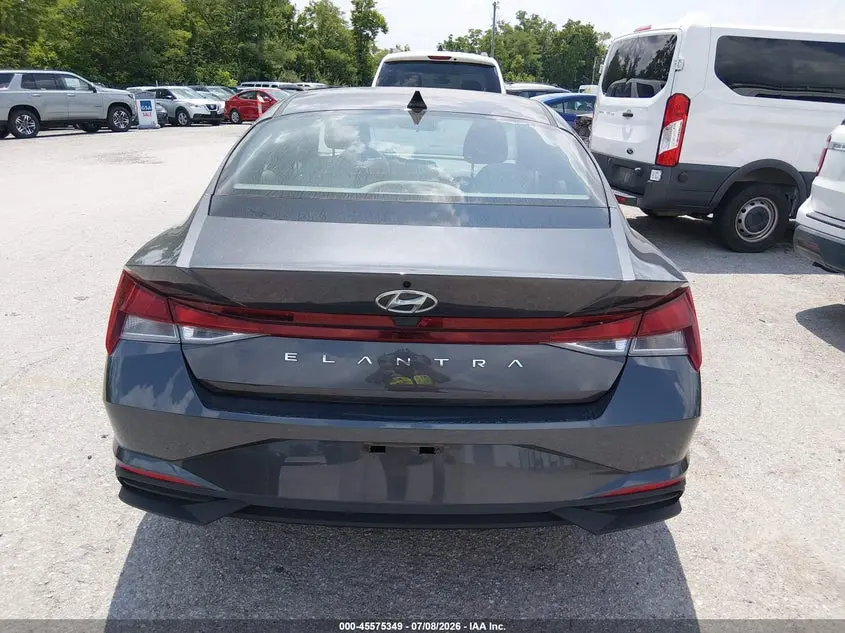 2021 HYUNDAI ELANTRA SE