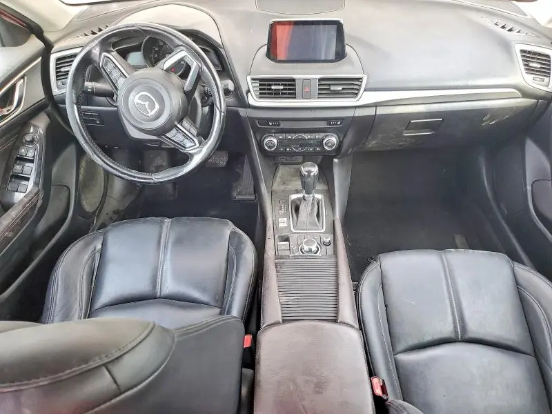 2018 MAZDA 3 TOURING  