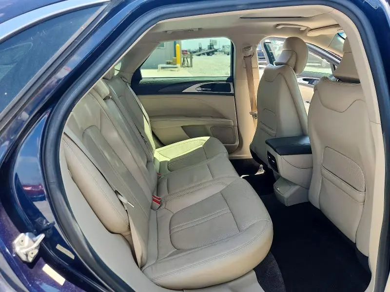2017 LINCOLN MKZ RESERVE  
