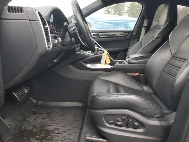 2022 PORSCHE CAYENNE TURBO COUPE  