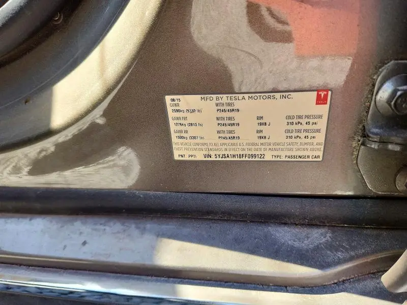 2015 TESLA MODEL S 85  