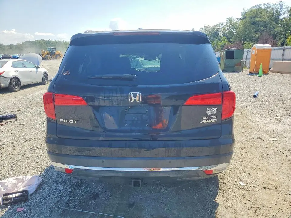 2016 HONDA PILOT ELITE  