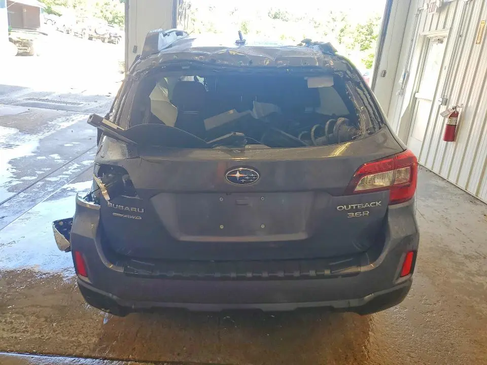 2016 SUBARU OUTBACK 3.6R LIMITED  