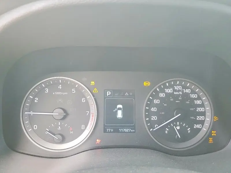 2016 HYUNDAI TUCSON SE  