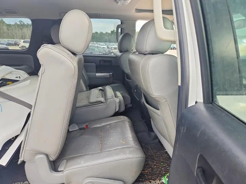2021 TOYOTA SEQUOIA SR5  