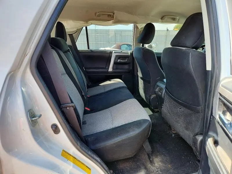 2015 TOYOTA 4RUNNER SR5  