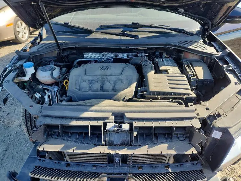 2020 VOLKSWAGEN TIGUAN SE  