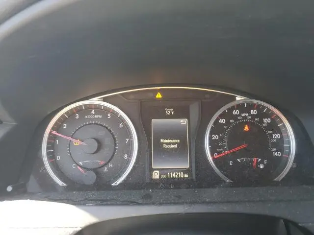 2016 TOYOTA CAMRY LE  