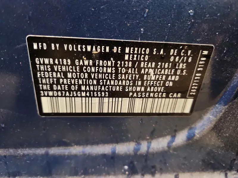 2016 VOLKSWAGEN JETTA SE  