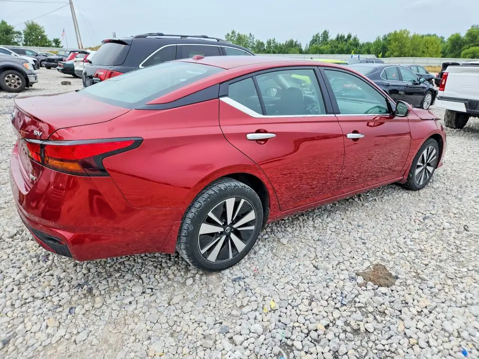2020 NISSAN ALTIMA SV  