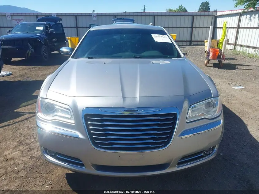 2011 CHRYSLER 300 LIMITED