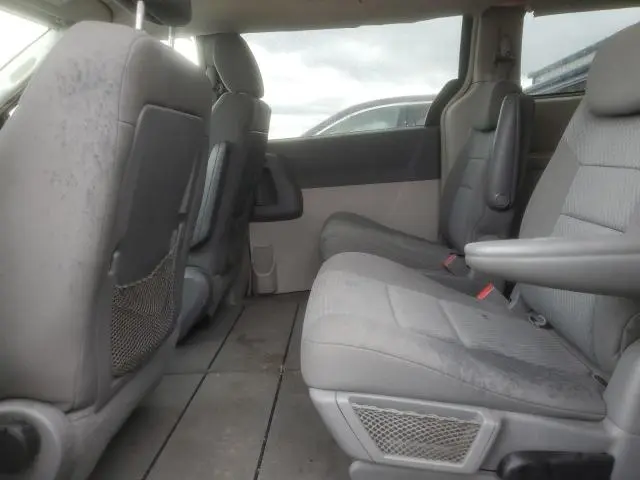 2010 CHRYSLER TOWN & COUNTRY LX  