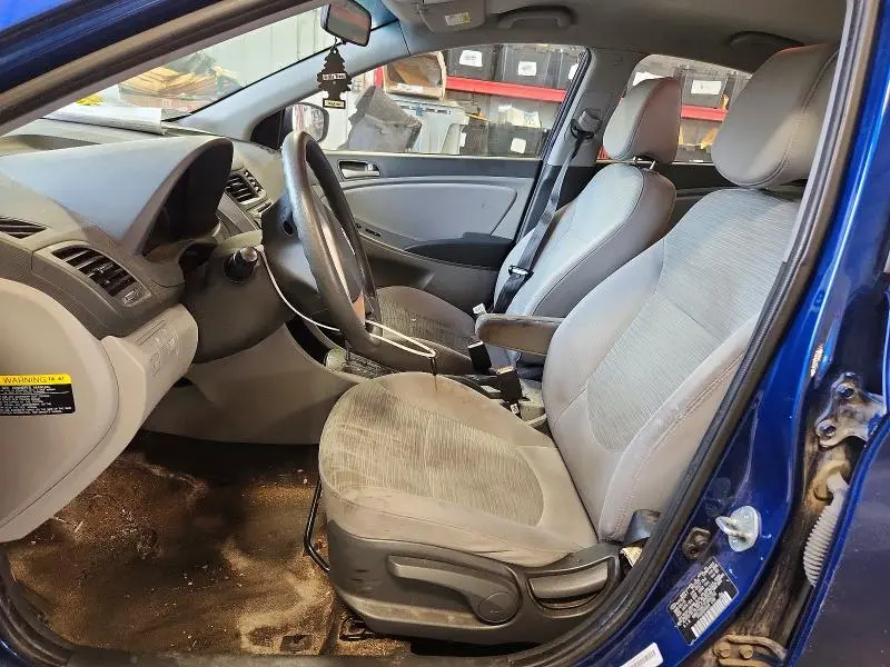 2015 HYUNDAI ACCENT GLS  
