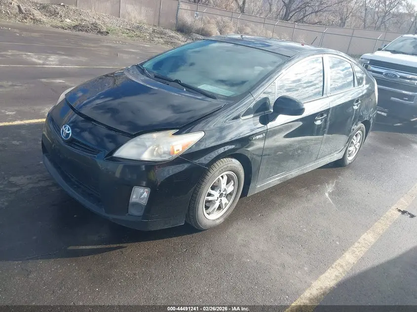 2011 TOYOTA PRIUS THREE