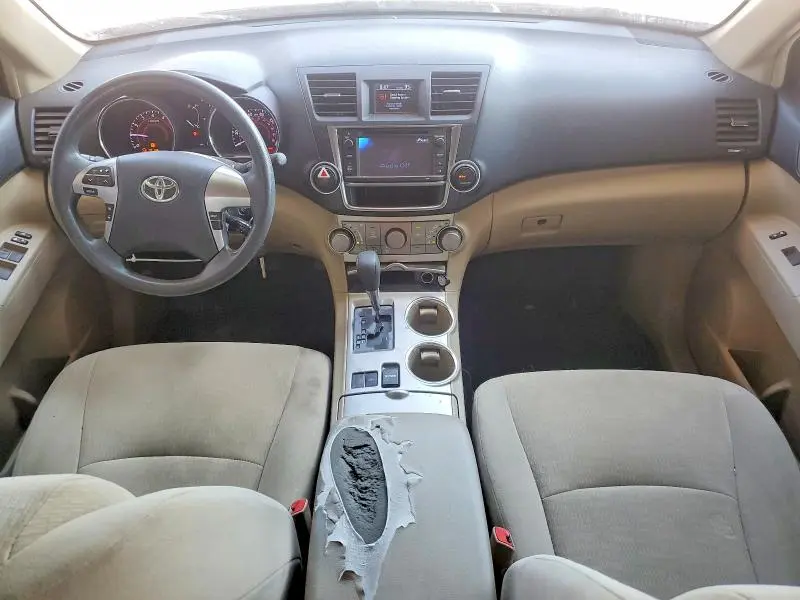 2013 TOYOTA HIGHLANDER PLUS  
