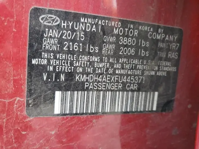 2015 HYUNDAI ELANTRA SE  