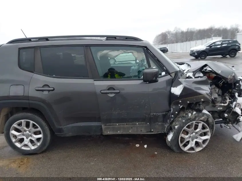 2017 JEEP RENEGADE LATITUDE 4X4
