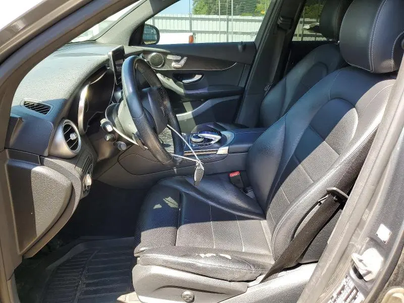 2017 MERCEDES-BENZ GLC 300  