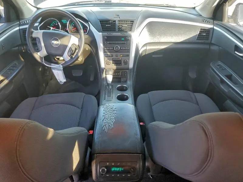 2012 CHEVROLET TRAVERSE LT  