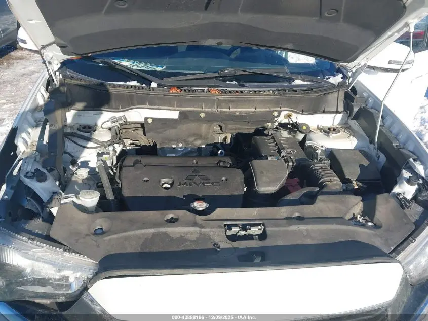 2016 MITSUBISHI OUTLANDER SPORT 2.4 ES