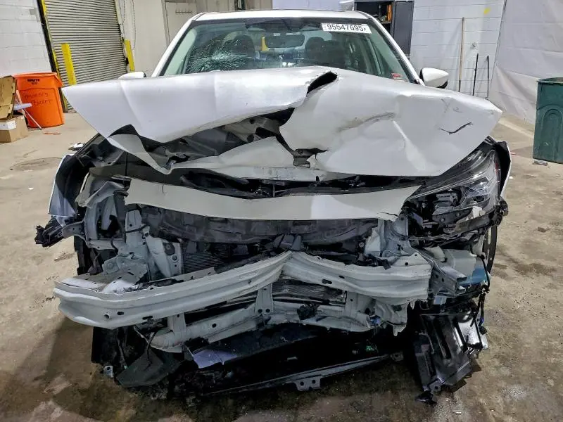 2024 SUBARU LEGACY LIMITED  