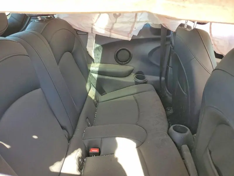 2019 MINI COOPER S  