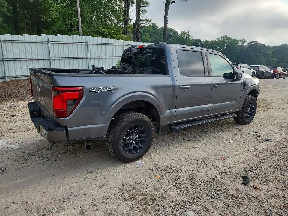 2025 FORD F150 XLT  