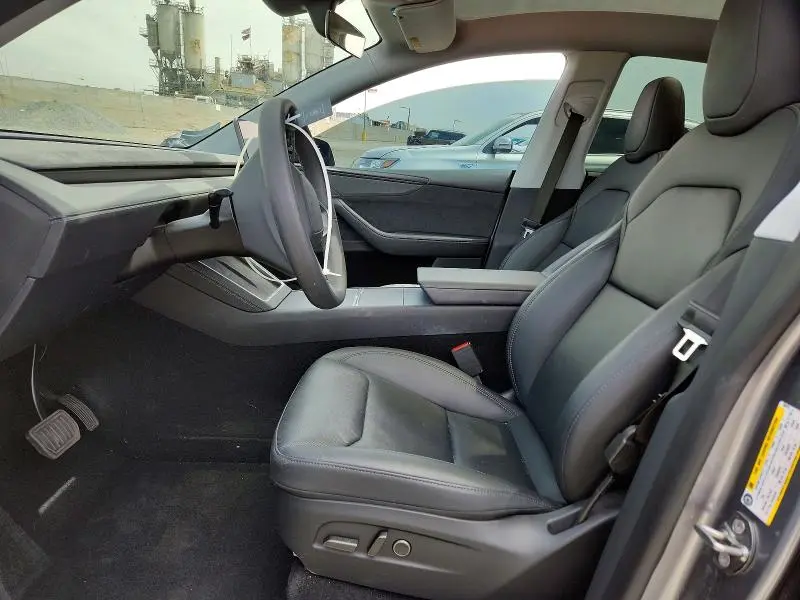 2026 TESLA MODEL Y   