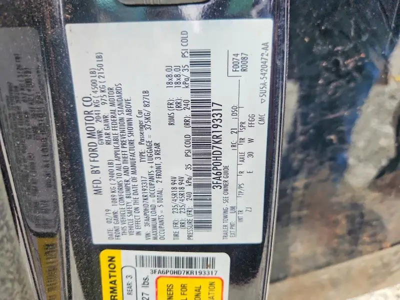2019 FORD FUSION SE  