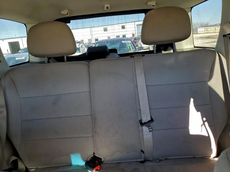 2011 FORD ESCAPE XLT  