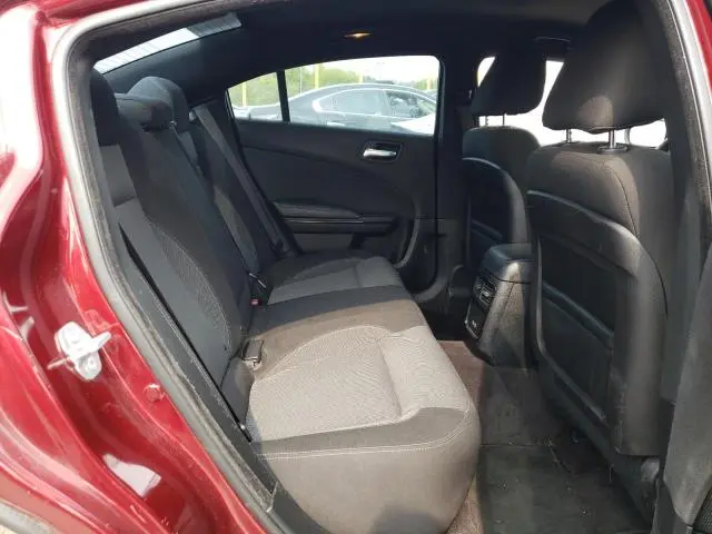 2017 DODGE CHARGER SE  