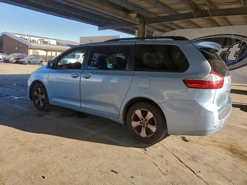 2015 TOYOTA SIENNA LE  