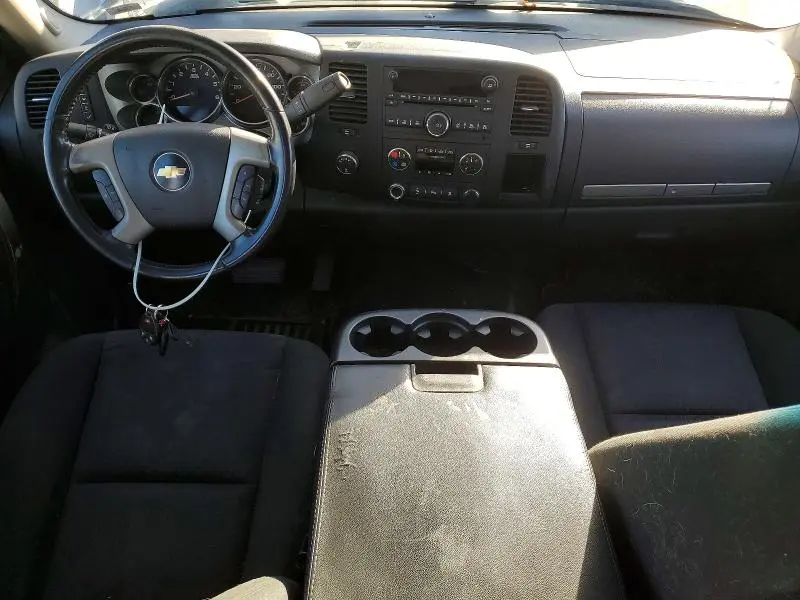 2011 CHEVROLET SILVERADO K1500 LT  