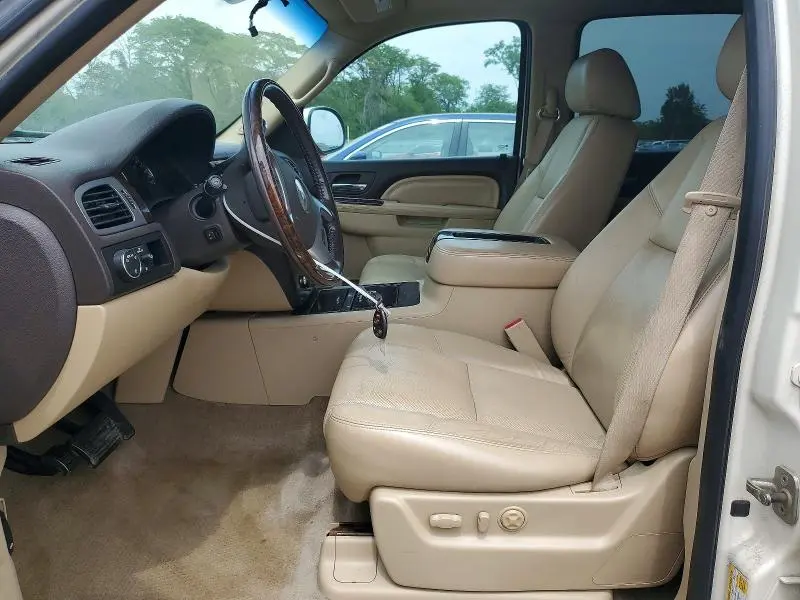 2011 GMC YUKON XL DENALI  