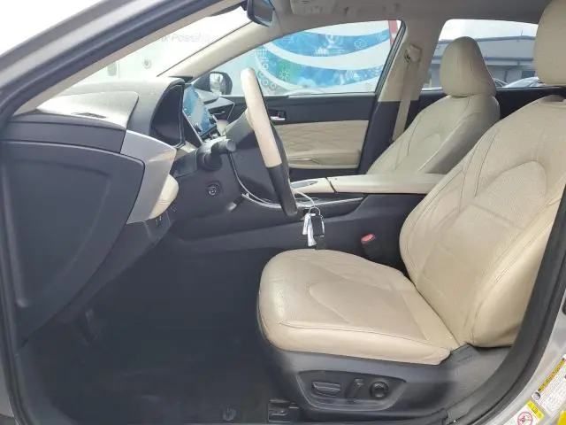 2019 TOYOTA AVALON XLE  