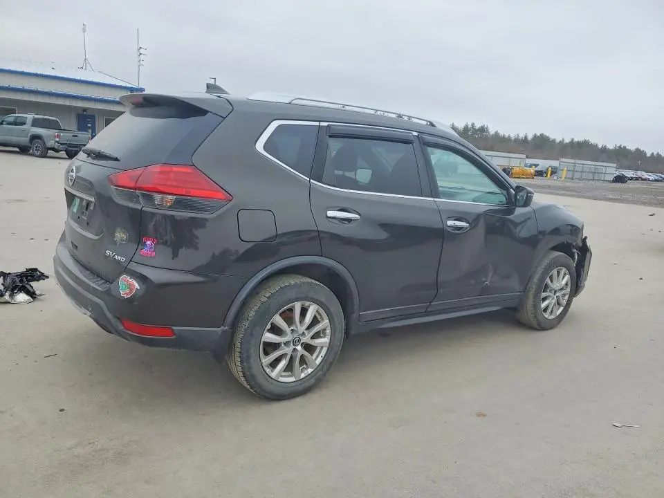 2017 NISSAN ROGUE SV  