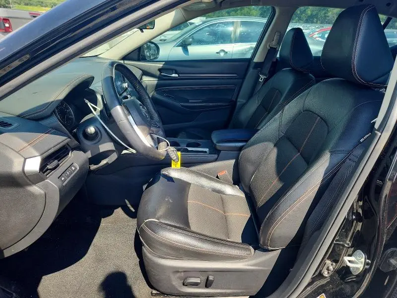 2020 NISSAN ALTIMA SR  