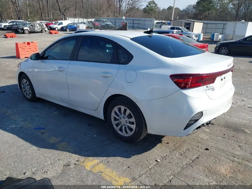 2024 KIA FORTE LX