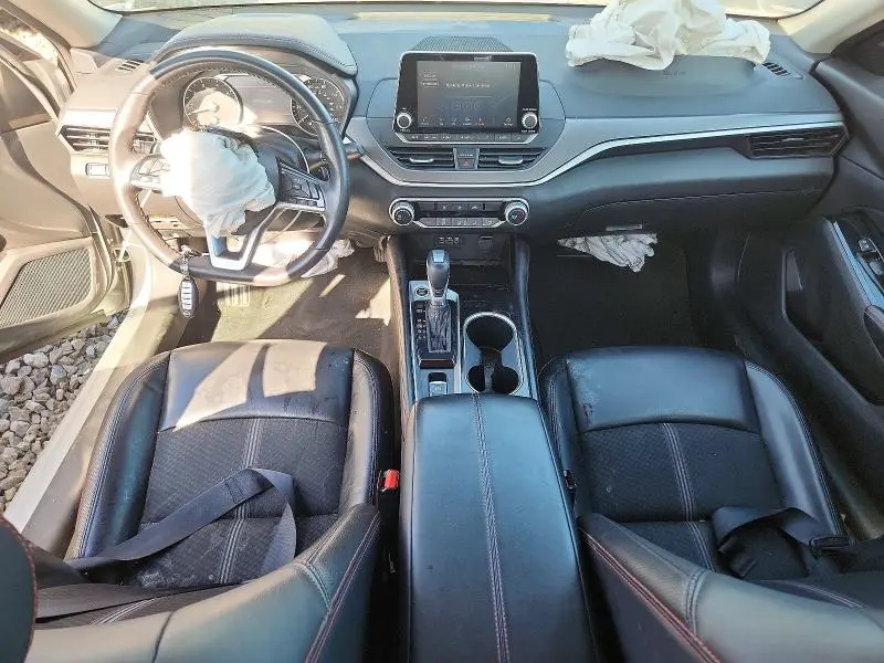 2024 NISSAN ALTIMA SR  