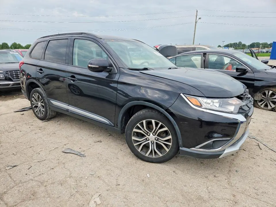 2016 MITSUBISHI OUTLANDER SE  