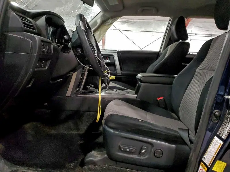 2015 TOYOTA 4RUNNER SR5  