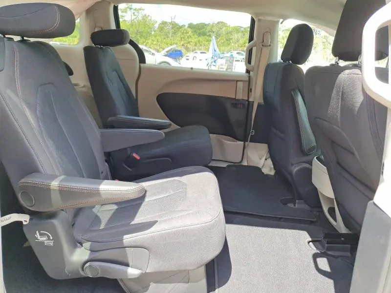 2019 CHRYSLER PACIFICA TOURING PLUS  