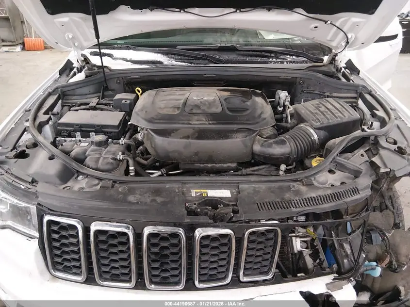 2018 JEEP GRAND CHEROKEE LAREDO 4X4