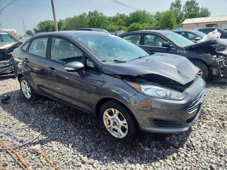 2016 FORD FIESTA SE  