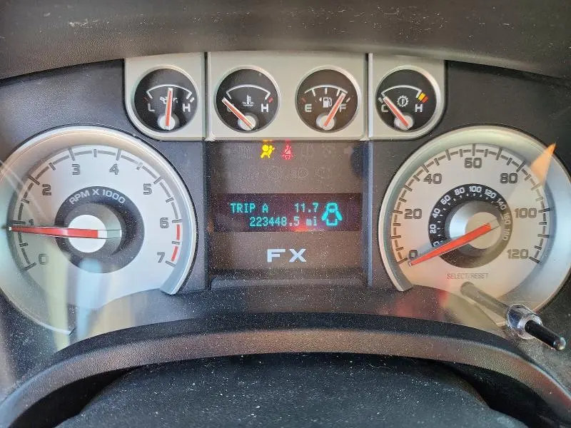 2010 FORD F150 SUPERCREW  