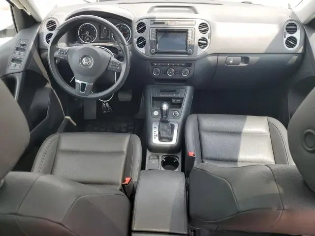 2016 VOLKSWAGEN TIGUAN S  
