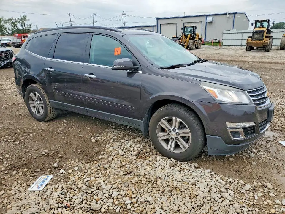 2017 CHEVROLET TRAVERSE LT  