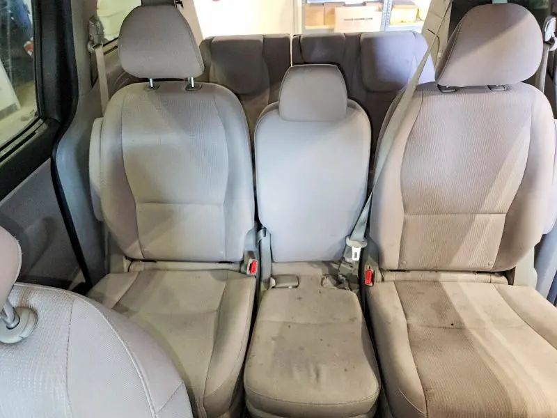 2020 KIA SEDONA LX  